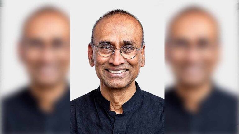 Venki Ramakrishnan, Premio Nobel de Química 2009, en la BUAP