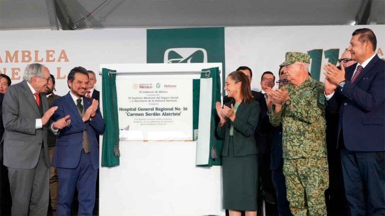 Entrega Sheinbaum el renovado Hospital “Carmen Serdán”