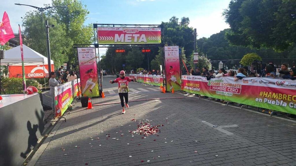 Carrera Corre y Comparte Hambre Cero