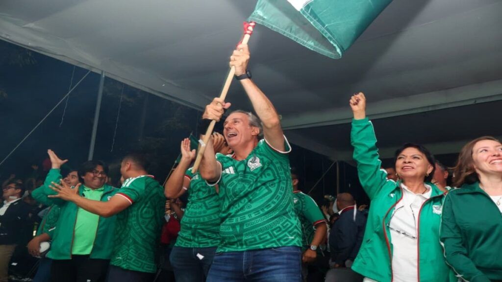 Pepe Chedraui Zócalo México contra Ecuador