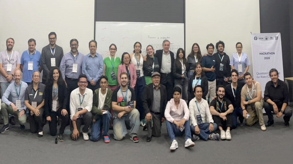 Estudiantes BUAP Hackathon 2026