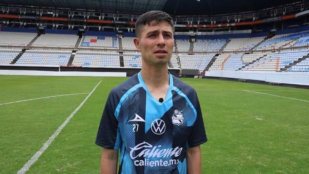 Brayan Garnica titularidad Puebla
