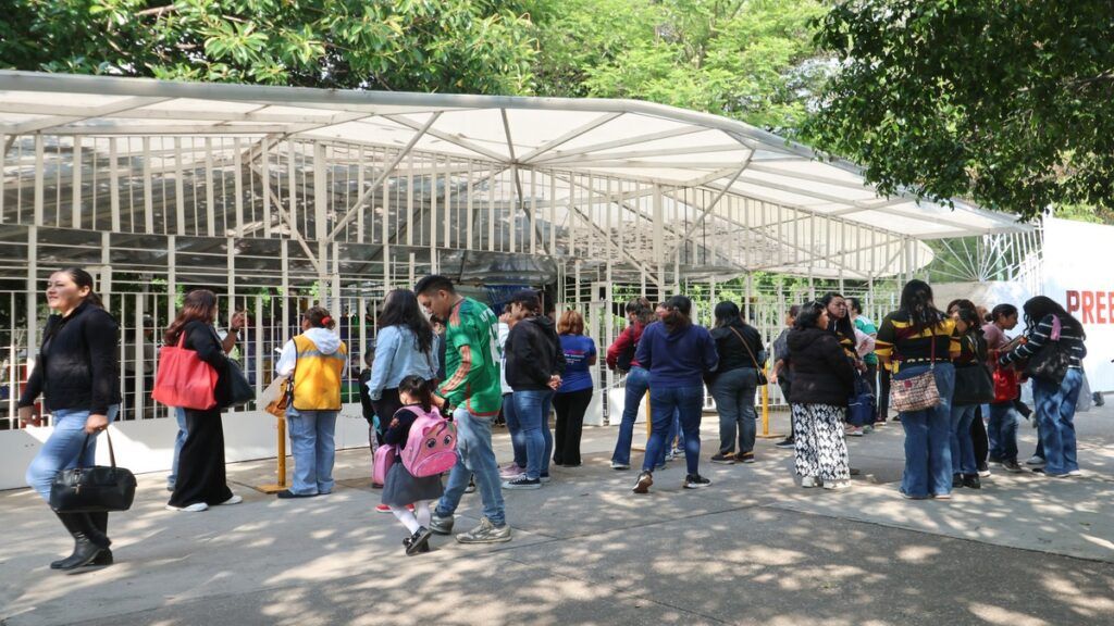 SEP denuncia escuelas cuotas obligatorias