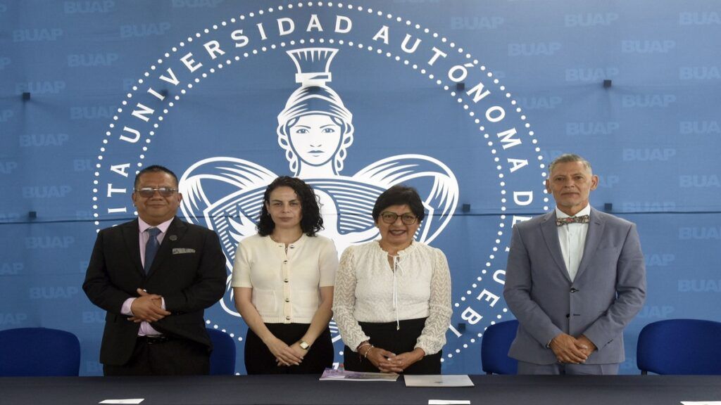Lilia Cedillo Segundo Informe Bachillerato 5 de Mayo