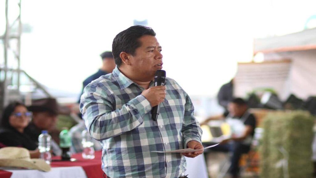 Edil de Tecamachalco Mateo Hernández López