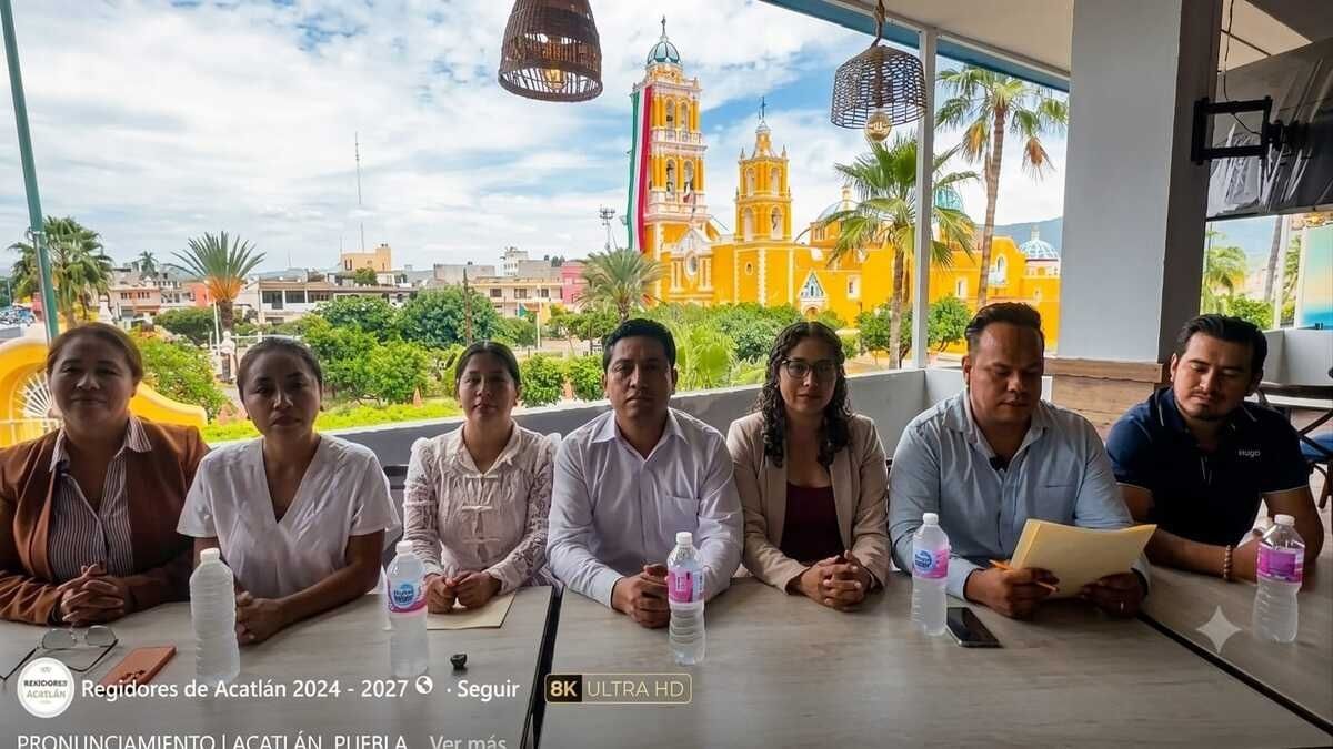 Renuncian regidores y síndico de Acatlán