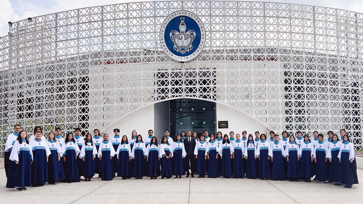 Coro Lobos BUAP Medellín