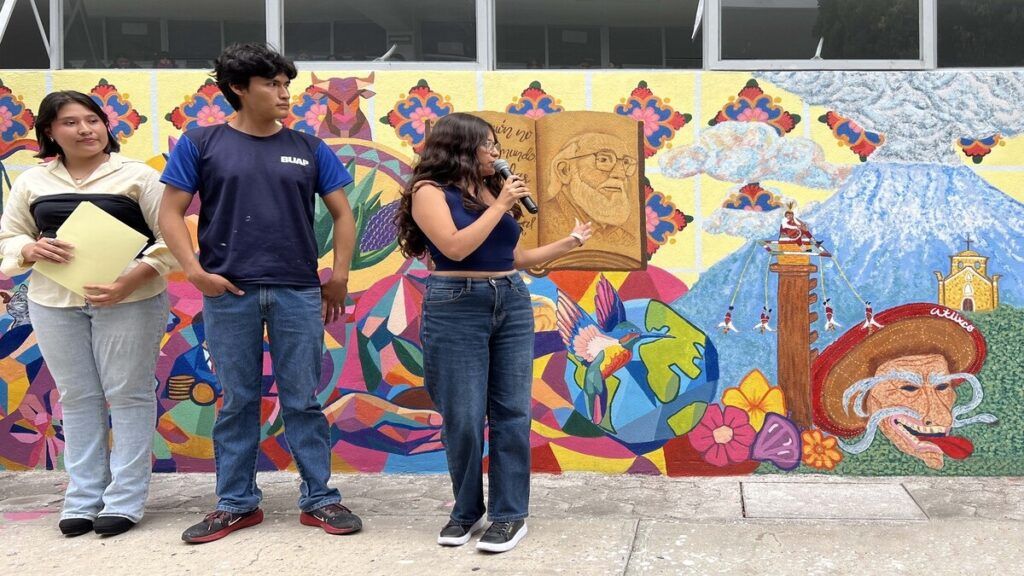Mural Complejo Regional Mixteca BUAP