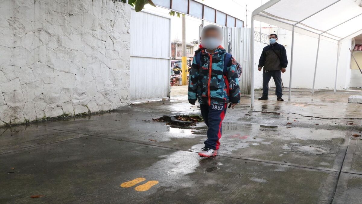 SEP suspende clases en 173 municipios por lluvias en Puebla